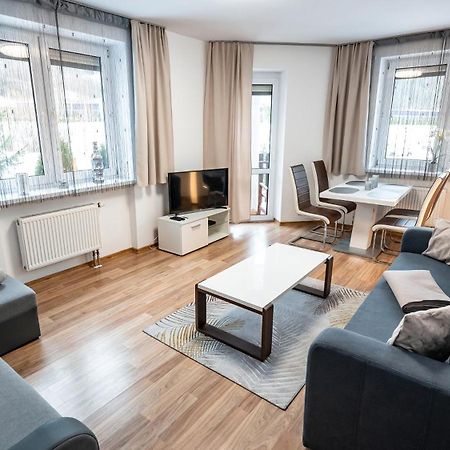 Apartamenty Sun & Snow Nad Potokiem Krynica Zdroj Luaran gambar