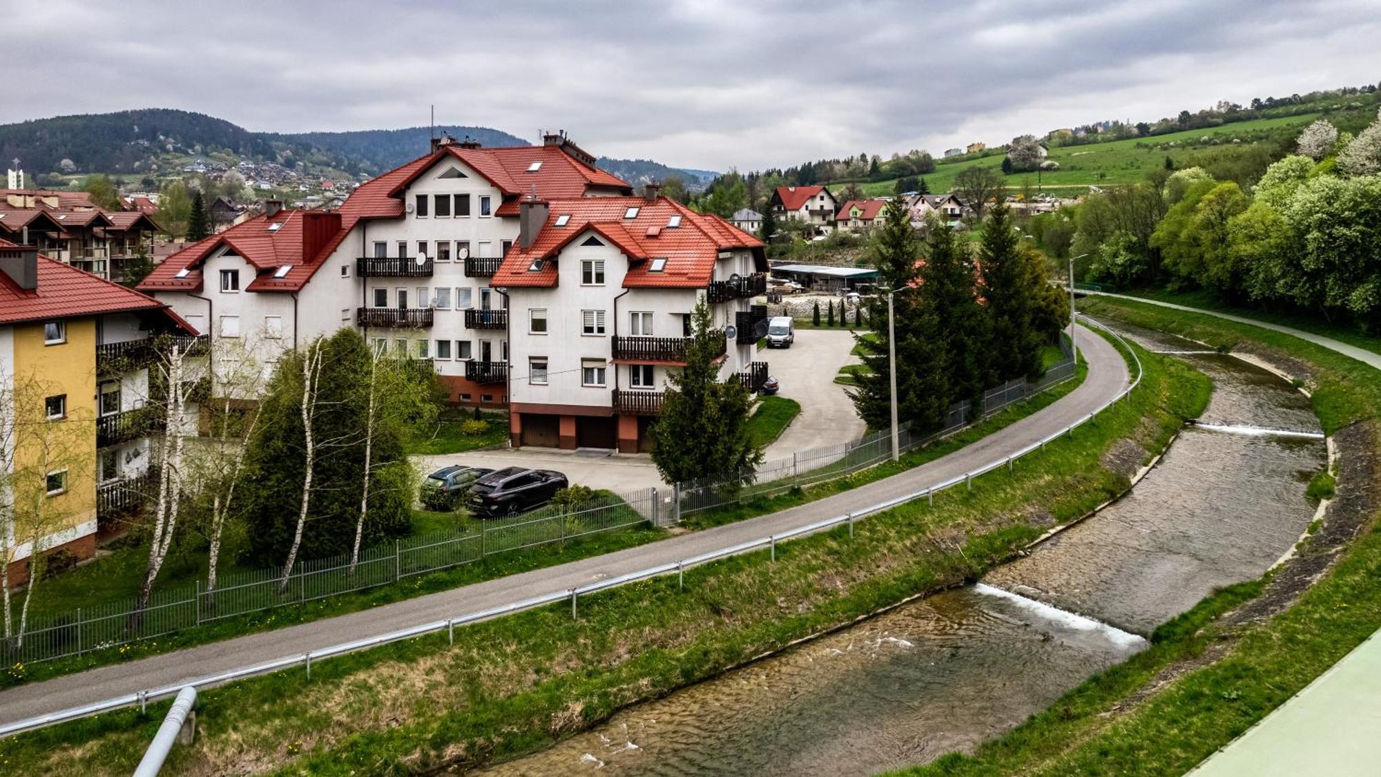 Apartamenty Sun & Snow Nad Potokiem Krynica Zdroj Luaran gambar