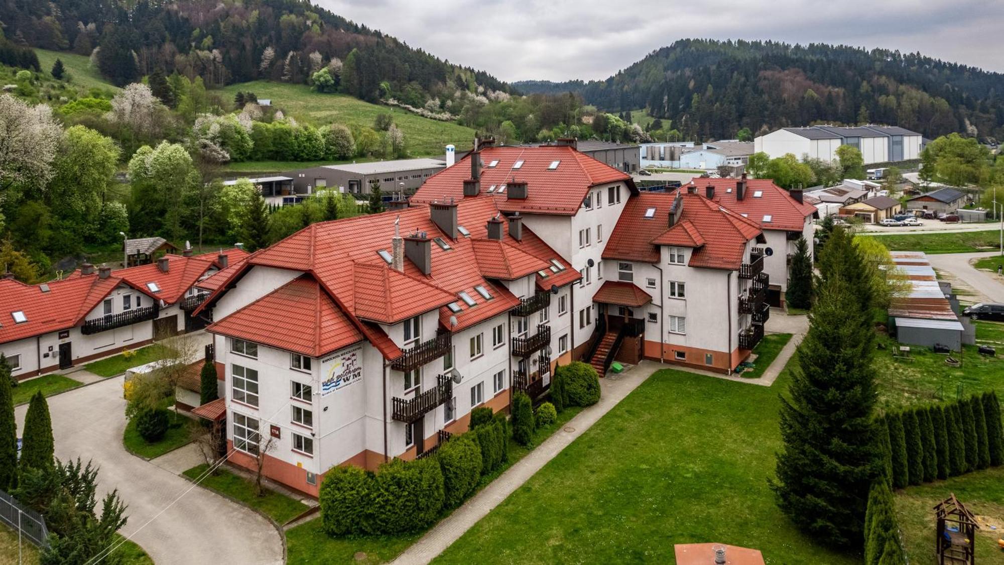 Apartamenty Sun & Snow Nad Potokiem Krynica Zdroj Luaran gambar